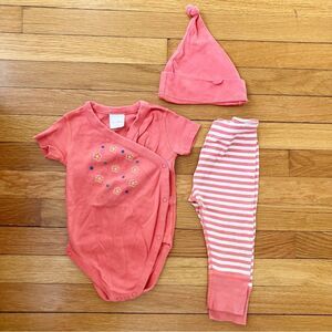 Hanna Andersson Coral Cotton Floral Wiggle Set Wrap Bodysu Leggings Hat 75 12-18